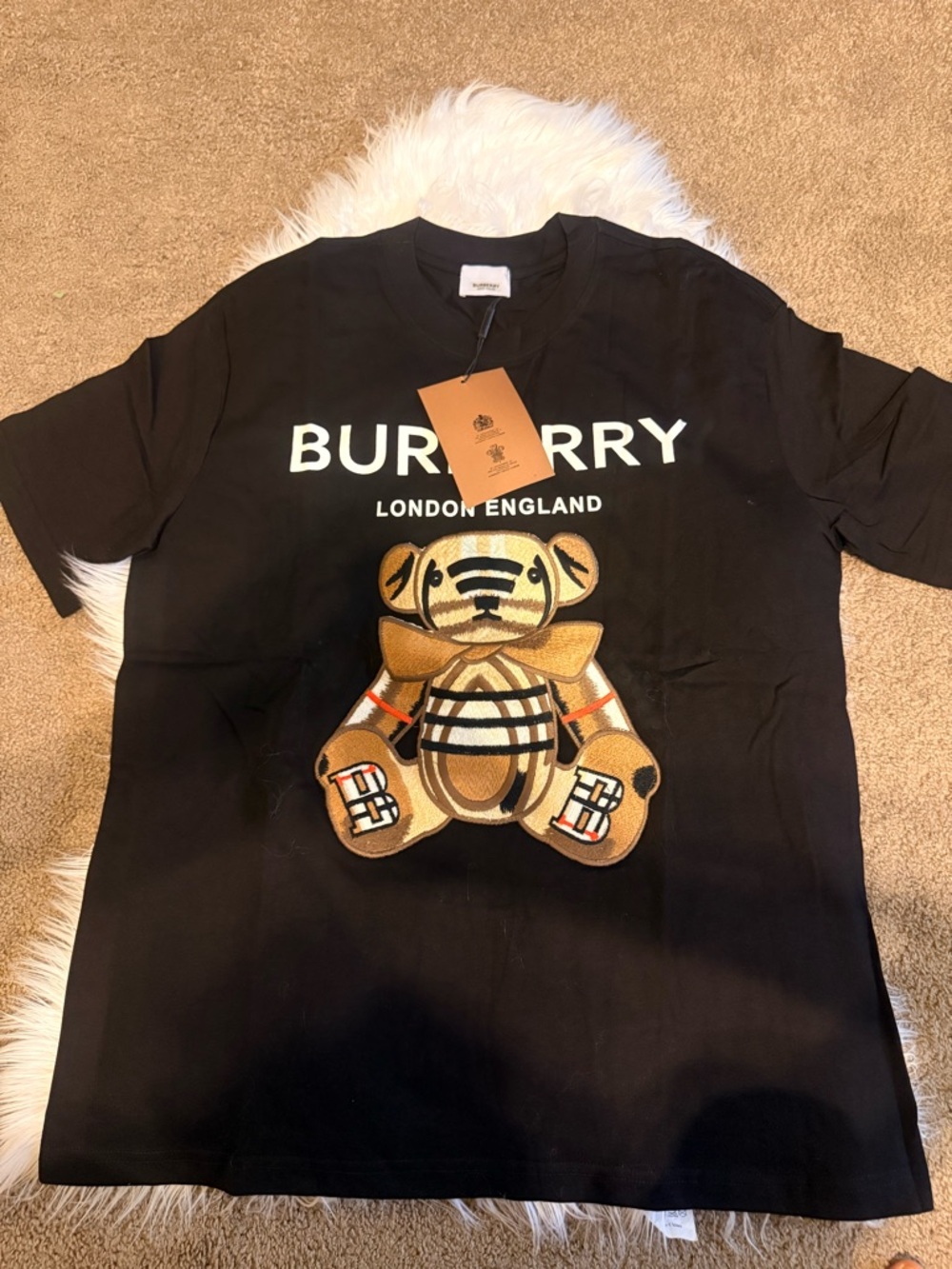 Burberry Black Tee with Embroidered Plaid Teddy Motif - Picture 3 of 6